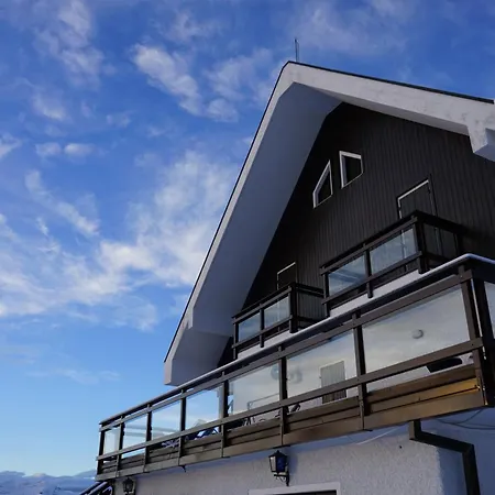 Casa Della Neve Hotel *